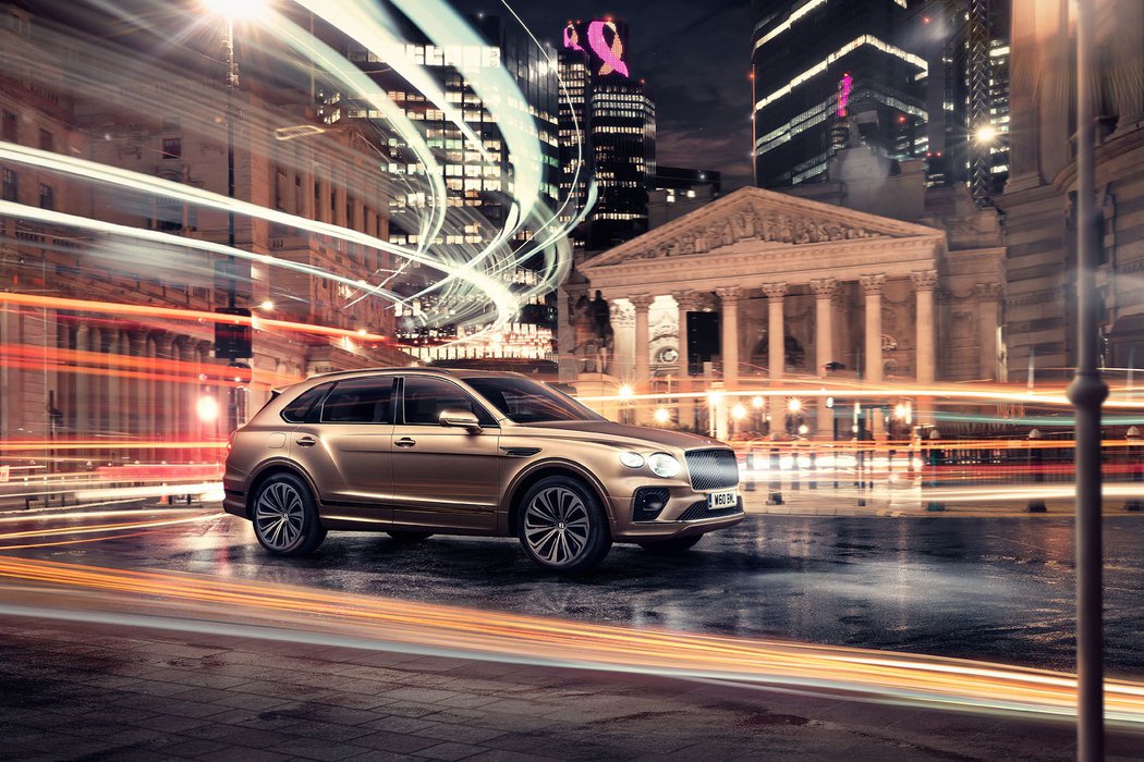 Bentley Bentayga Hybrid - novinka, plug- in, předobjednávka, nákup online, autoibuy